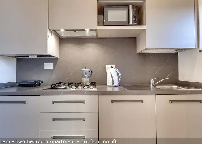 Freedom Apartments By Mamo Florence